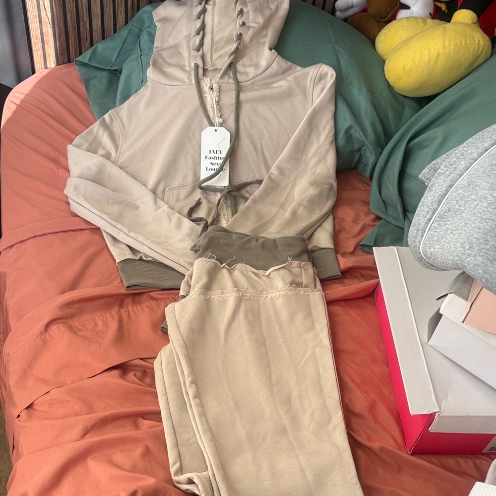 Women's Beige Hoodie and Pants Set